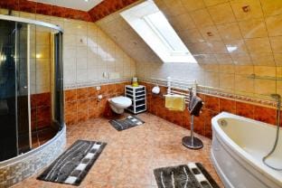 Cottage by Ostrowieckie Lake with Private Beach Vacation rental in West Pomeranian Voivodeship, Poland