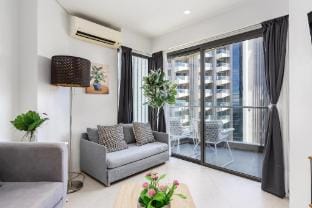 Dominiks spacious family 1 BD Tambuli Pool Balcony Apartment in Lapu-Lapu City
