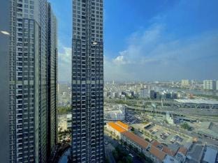 Vinhomes Landmark Romantic Apartment-1Br Cozy View Apartment in Ho Chi Minh City