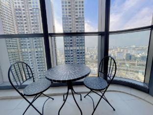 Vinhomes Landmark Romantic Apartment-1Br Cozy View Apartment in Ho Chi Minh City