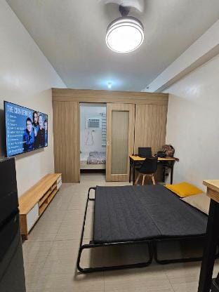WFH & Staycation in1 Mall of Asia/Airport, Netflix Apartment in Pasay