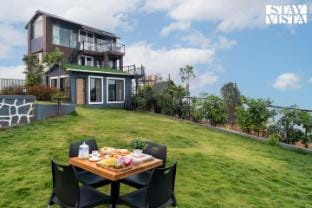 StayVista at The Cloudscape Villa in Maharashtra