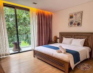 P5 픽업부터 풀빌라까지! 프라이빗 풀파티 OK! 안전한 모던 빌라 Villa in Hoa Hai