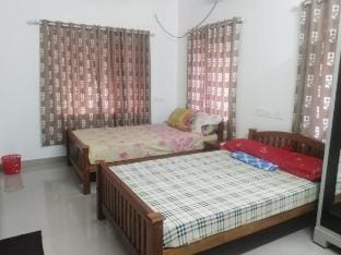 2BHK Flat @ Chalakudy Town Konuparamban Residence Vacation rental in Kerala