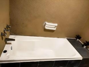 3 bedroom apartment full Seaview Apartment in Tanjung Bungah