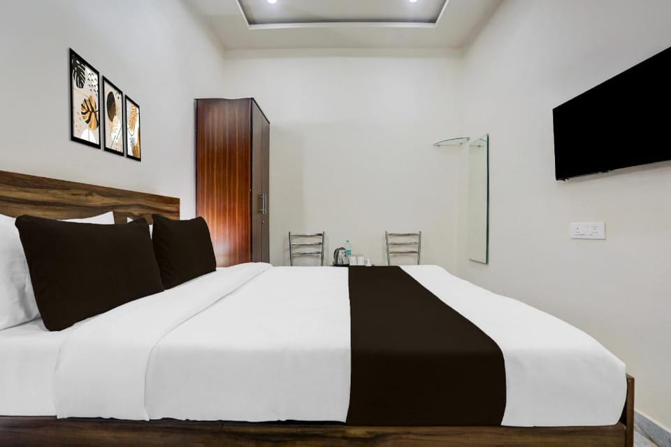 Super Collection O Chikmagalur Market Road Hotel in Chikmagalur