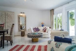 Casa Blanca -Luxury Dream Palace -2025 Agoda offer Villa in Marina Alta
