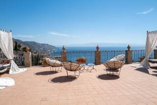 Isoco Terrace Vacation rental in Taormina