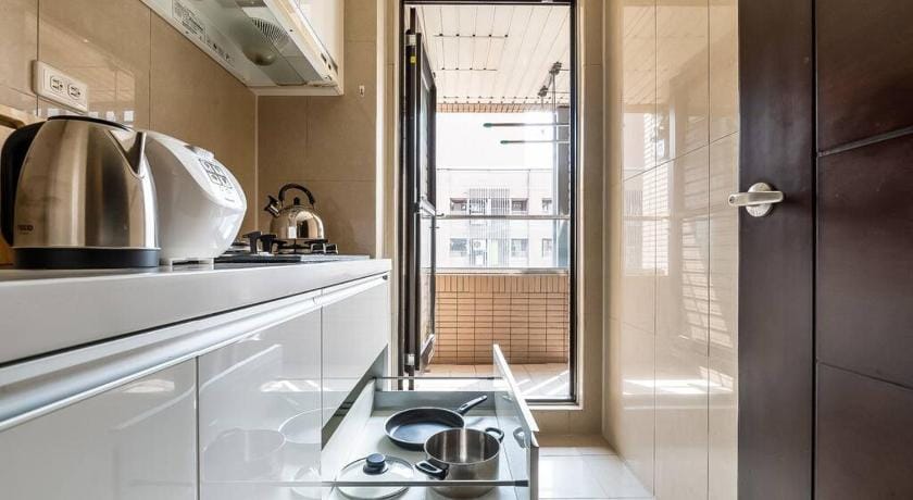 New Bldg 2B1b Taipei Main Station Desk & Fast Wifi Apartment in Taipei City