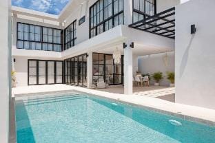 Aesthetic Bliss: Fusion 3BR Pool Villa Cristina Villa in Rawai