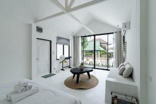 Stuning pool villa Old Town CM Villa in Chiang Mai
