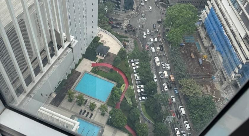 Elegant 2 Bedroom High Rise Makati Condo 3515 Apartment in Makati