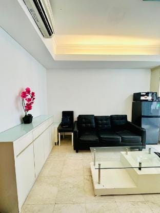Homey Apt near Central Park Vacation rental in Jakarta