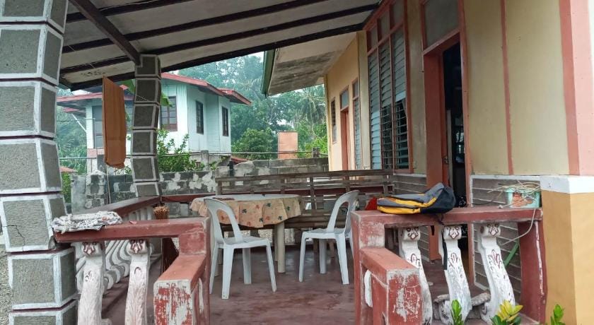 Relaxing 2-bedroom house near the beach in  Island Vacation rental in Calabarzon