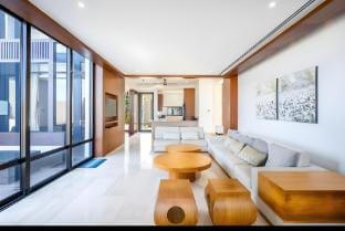 Beachfront Da Nang- Free pick up Vacation rental in Hoa Hai