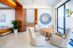 Beachfront Da Nang- Free pick up Vacation rental in Hoa Hai