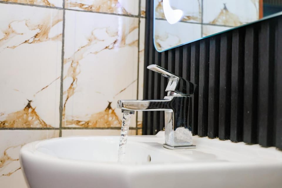 T-Square Residence Makepe Hotel in Douala