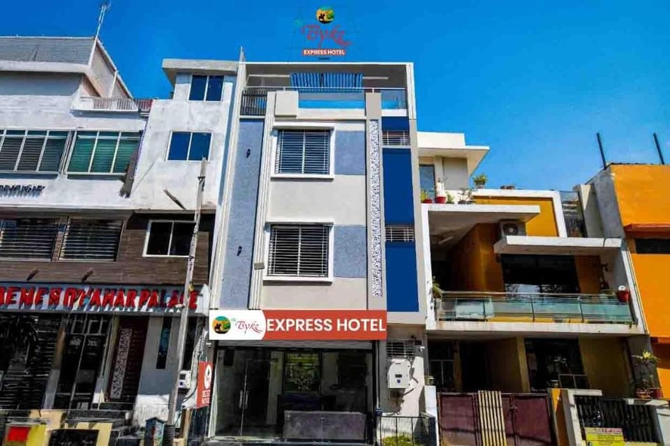 The Byke Express - Avanti Residency - Ujjain Hotel in India
