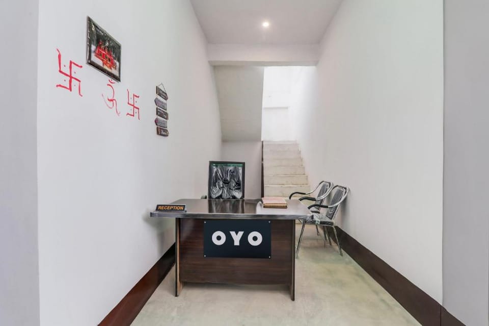 SPOT ON Hotel chitransh inn Hotel in Uttar Pradesh