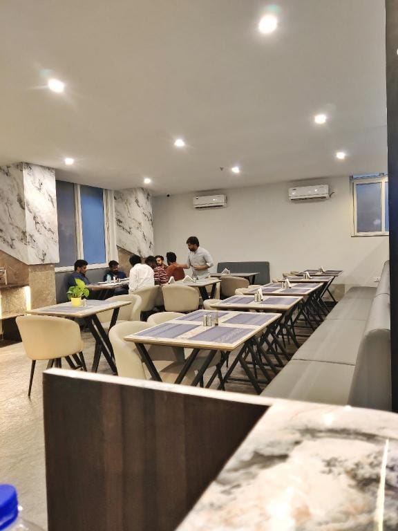 Yellow Sapphire Hotel Gachibowli Hotel in Hyderabad