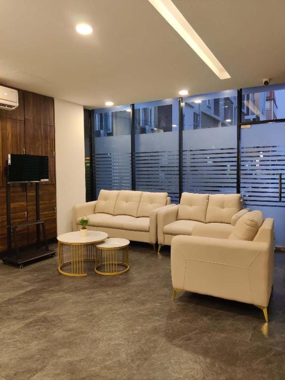 Yellow Sapphire Hotel Gachibowli Hotel in Hyderabad