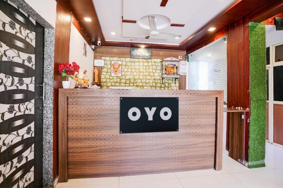 SPOT ON Jahanvi Guest House Hotel in Maharashtra