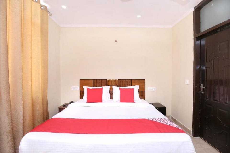 Hotel O Sky Hotel in Punjab, India