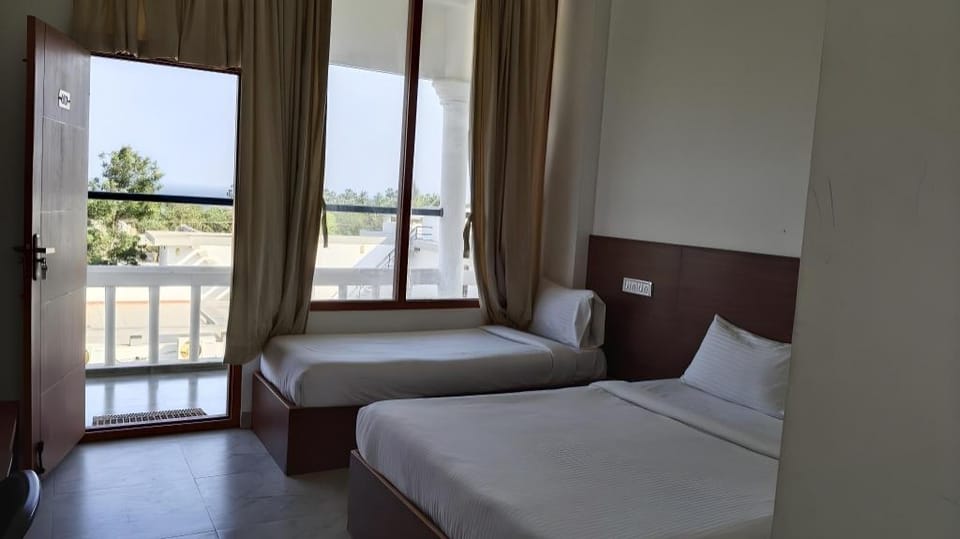 LA COURONNE Hotel in Puducherry, India