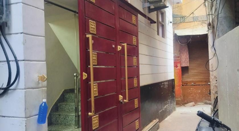 GM P Guest House Bed and Breakfast in Varanasi