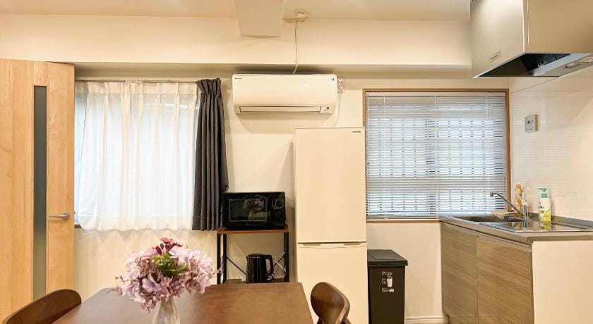 RUKA guest house Apartment in Osaka