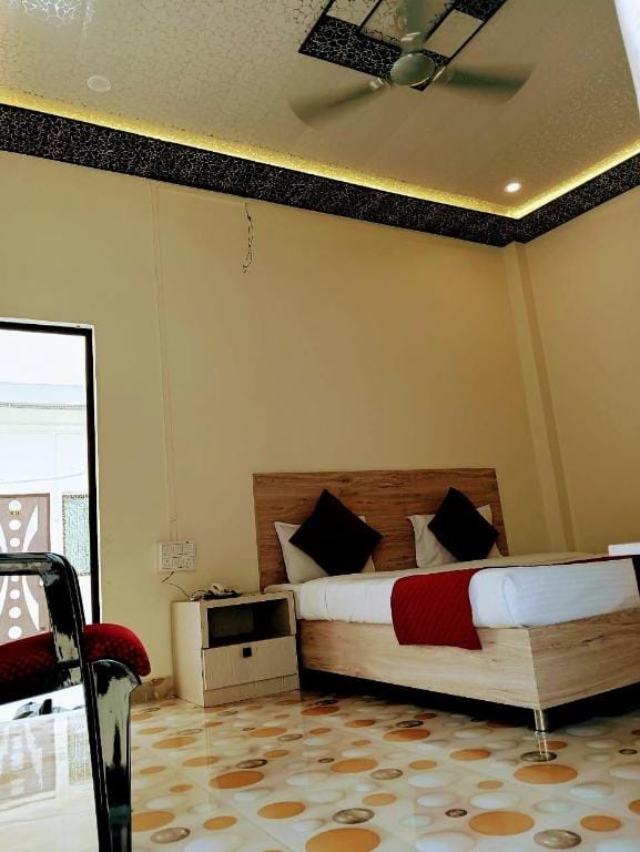 The Anandvan Palace Hotel in Varanasi