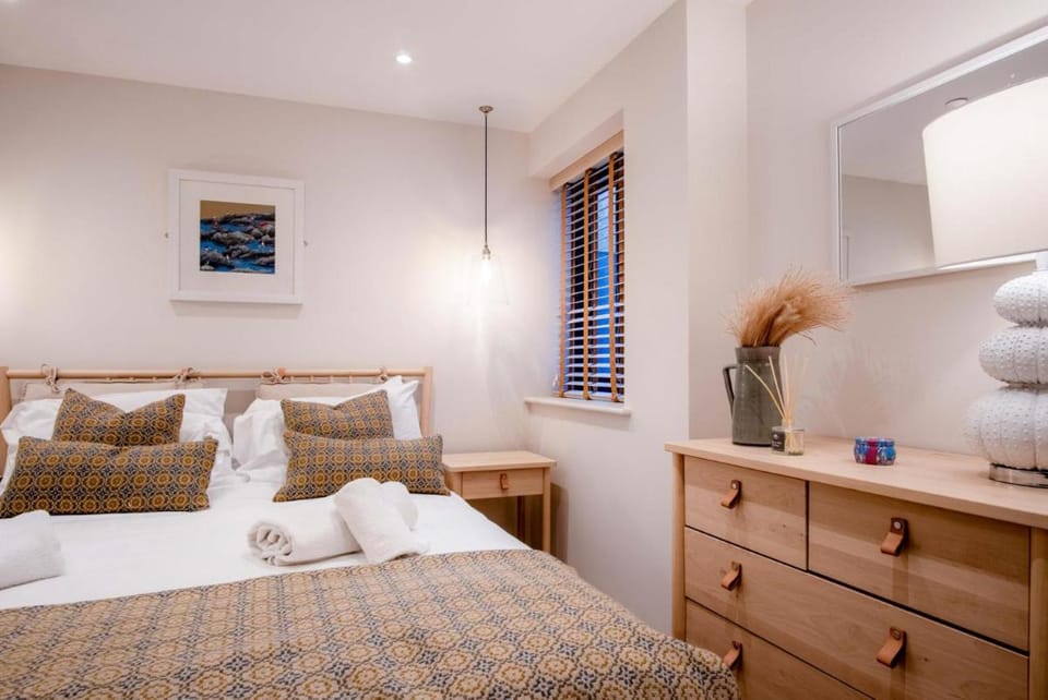 Ty Florence - 3 Bedroom Cottage - Bayview Oxwich Vacation rental in Wales