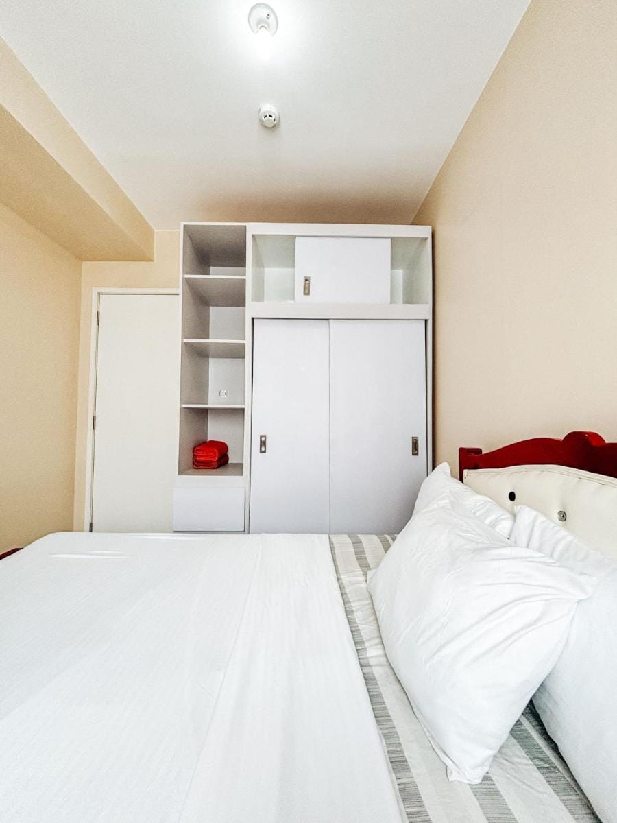 Elegant 2 Bedrooms with Pool View Vacation rental in Iloilo City