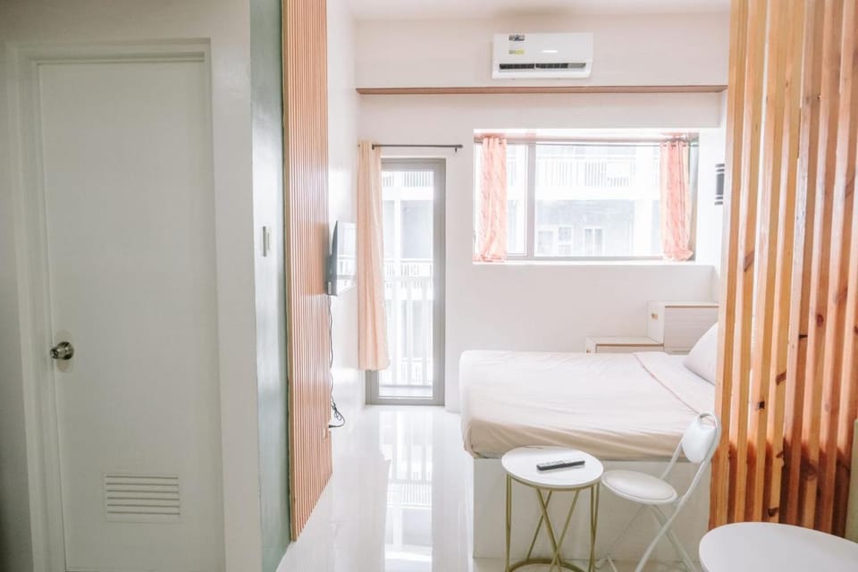 Sleek Stylish Urban Loft Vacation rental in Iloilo City