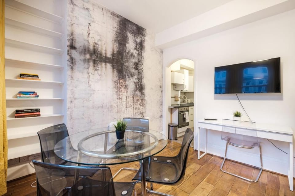 Oxford Street Apartments by Advan Apartment in City of Westminster