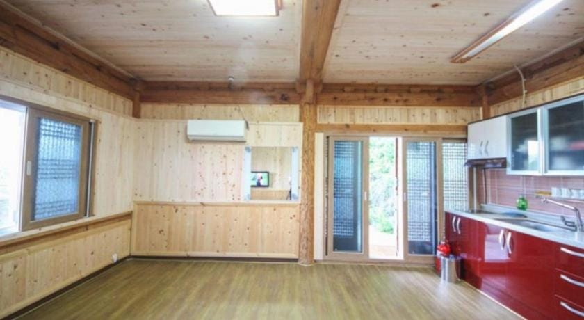 Doyosae Hanok Pension Bed and Breakfast in South Korea