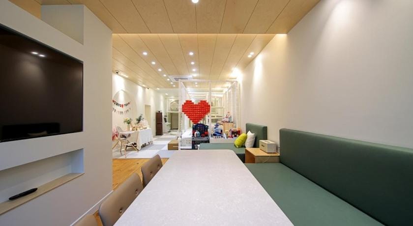 Angel with Honeybee Kids Bed and Breakfast in South Korea