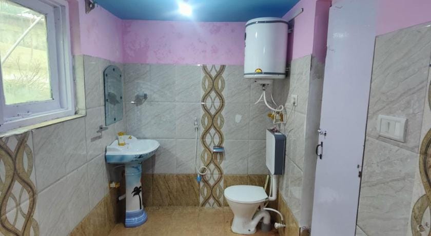 HATYZ Guest House and Restaurant Hotel in Punjab