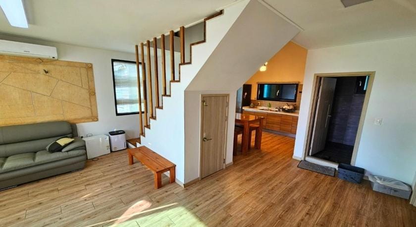 Jeju Badamajoong Pension Bed and Breakfast in South Korea