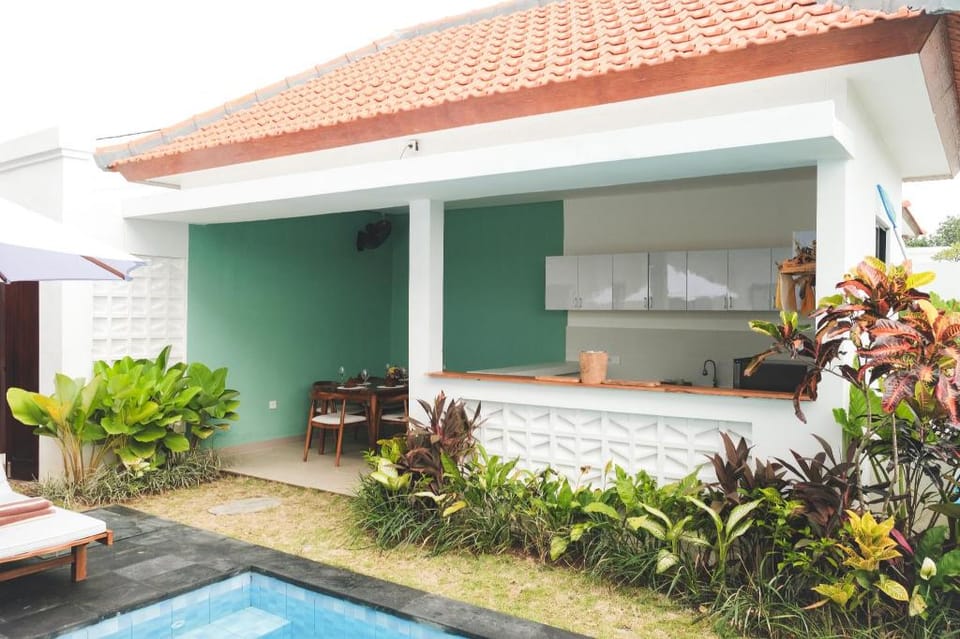 Evara Lifestyle Home by Aayan Hotel in Kediri