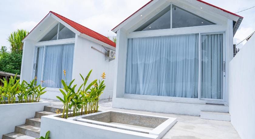 Jempana View Luxury tent in Karangasem Regency