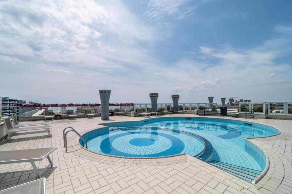 Stunning and modern apartment with shared pool Apartment in Bibione