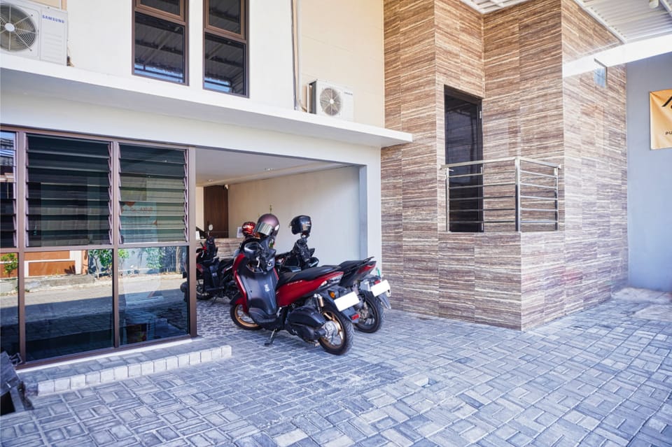 Axilo House Syariah by Sinergi Vacation rental in Indonesia