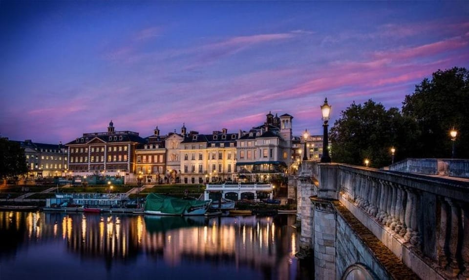 Central Richmond Apartment with garden and parking Hotel in Richmond