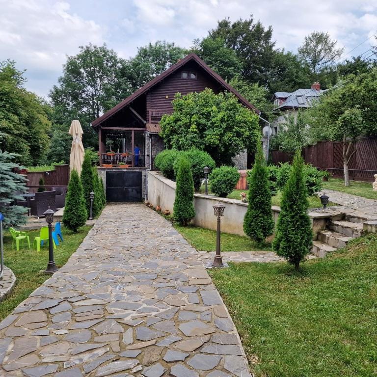 DRUMUL DOMNISORILOR Hotel in Prahova, Romania