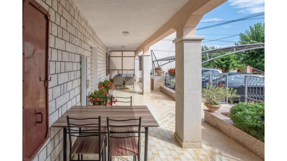 Comfortable apartment in Umag with parking space Apartment in Istria County