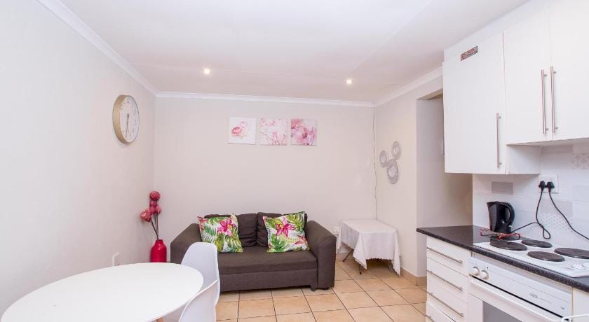 Prestigious Apartments Apartment in Randburg