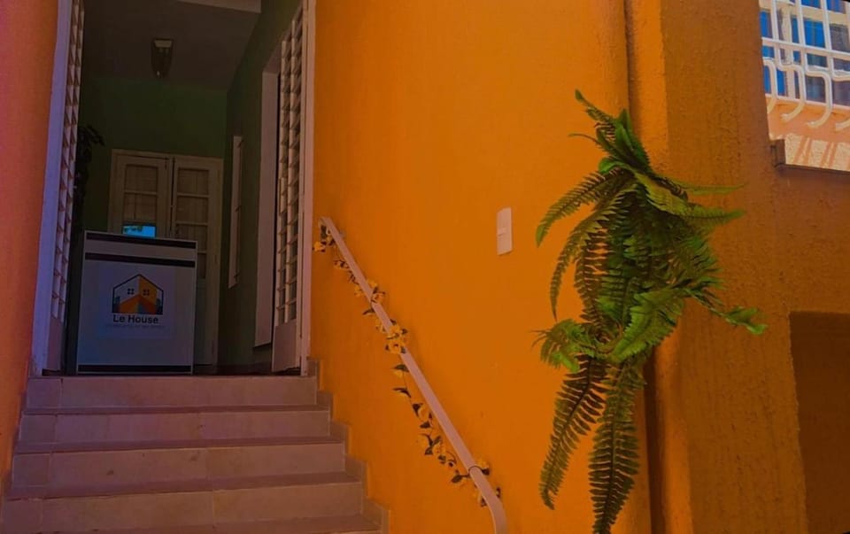 Le house hostel Bed and Breakfast in Sao Paulo City
