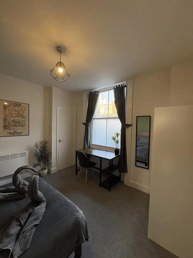 Central Seaside Apartment with Home Cinema Apartment in Margate