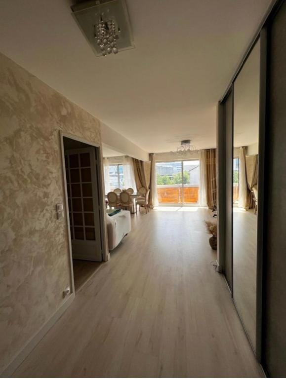 Apartment in the city center and close to the Parc Des Expositions Apartment in Dijon